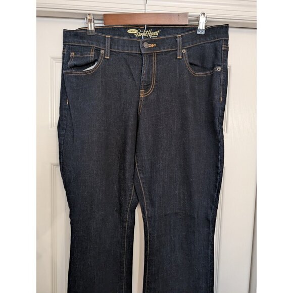OLD NAVY Sweetheart Bootcut Jeans - Picture 3 of 9